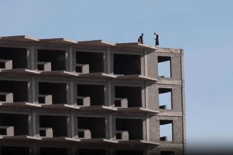 NIEBEZPIECZNE ZACHOWANIA TURYSTÓW