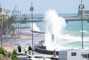 SILNA I NIEBEZPIECZNA BURZA NA KANARACH (VIDEO)
