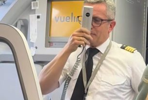 PILOT SAMOLOTU STAŁ SIĘ VIRALOWYM BOHATEREM (VIDEO)