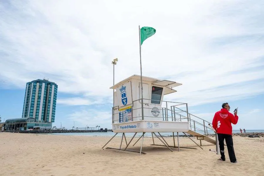 OCEAN PORWAŁ PONTON Z DZIEĆMI